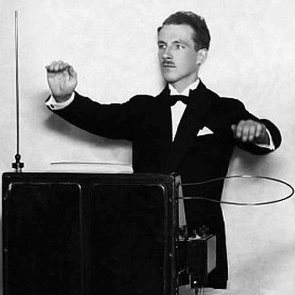 Virtual theremin preview — hand-tracked browser instrument
